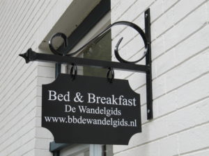 naambord B&B de Wandelgids